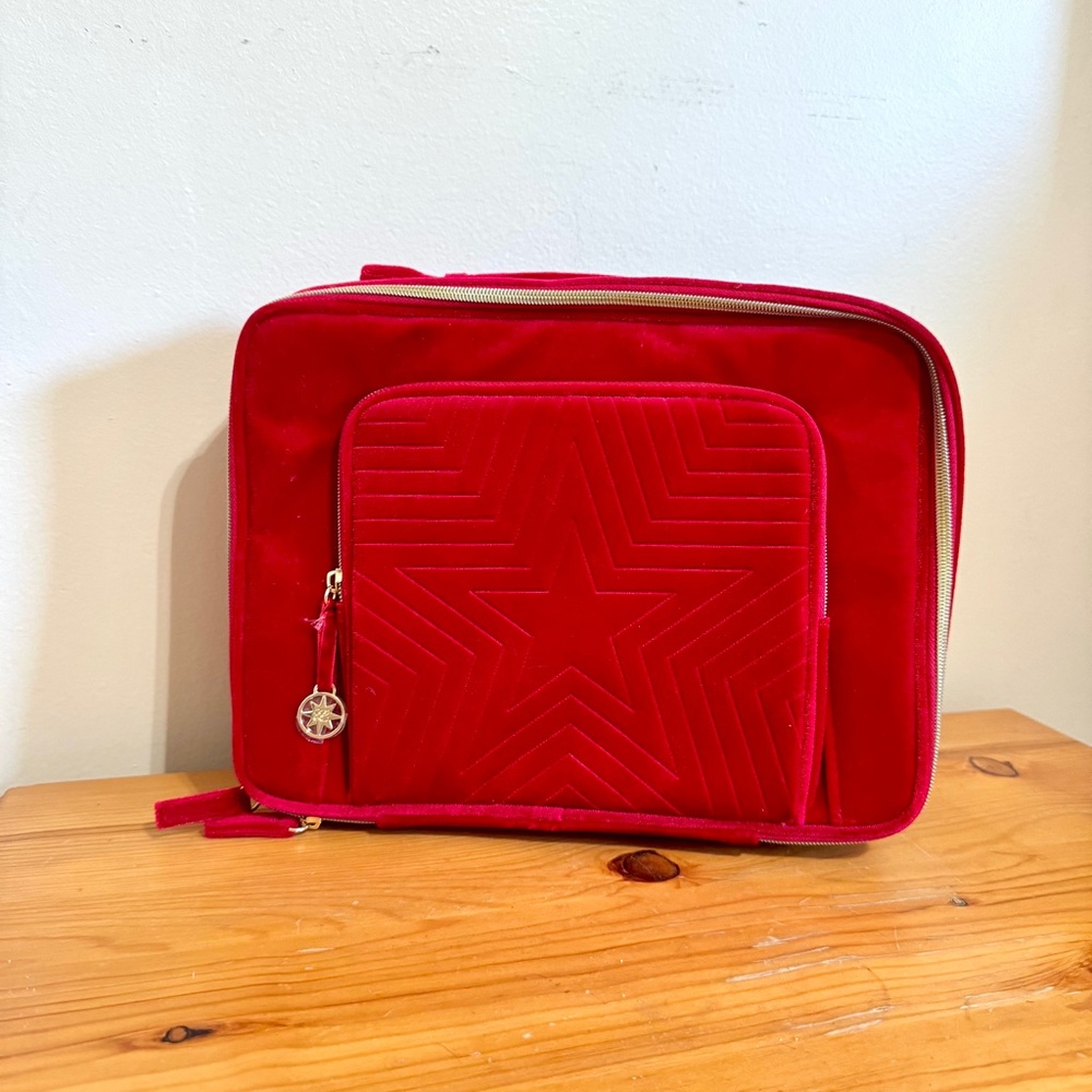 Estee Lauder Red Velvet Makeup Train Case Bag Star Holiday Christmas Glam